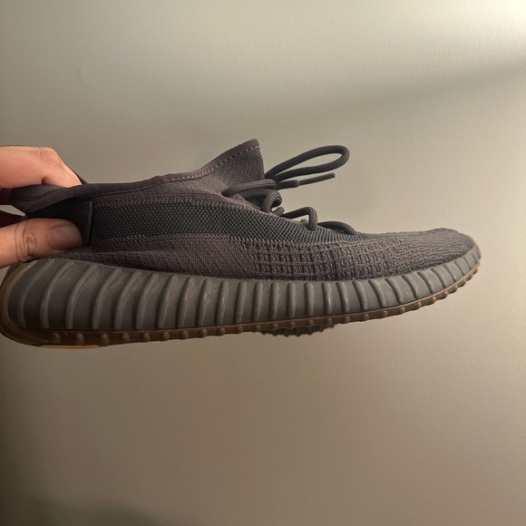 Yeezy 350 V2 Cinder - Picture 8 of 13